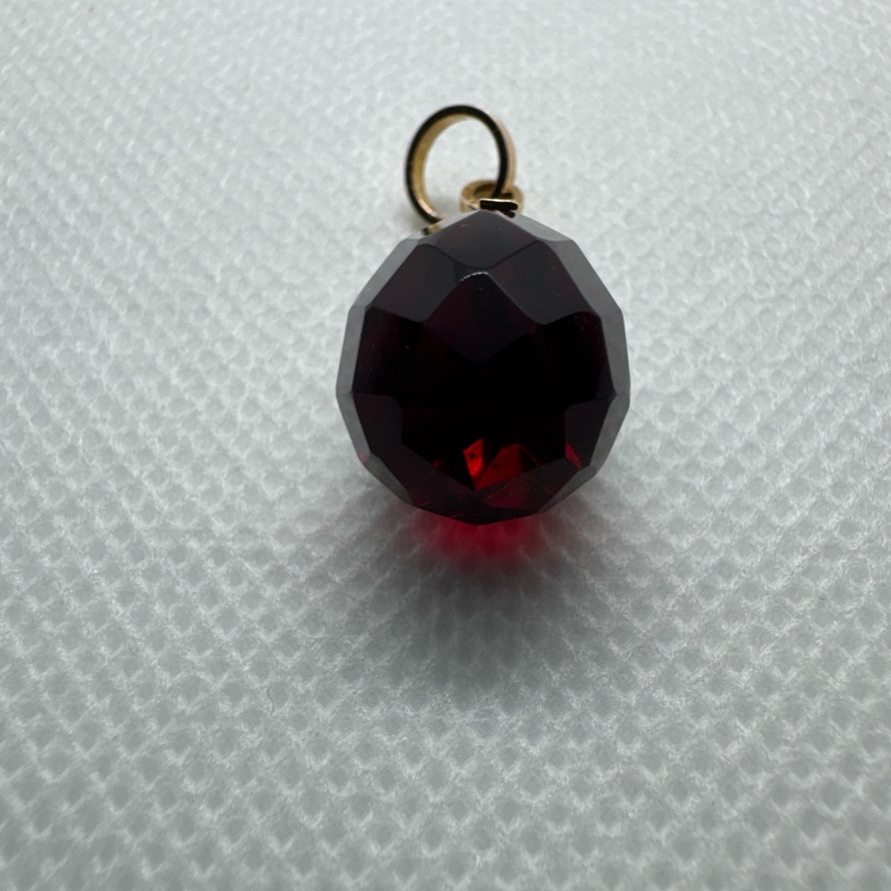 18K Yellow Gold Pendant/charm with Faceted Red Glass Teardrop, Birthstone, 750 - Picture 5 of 16